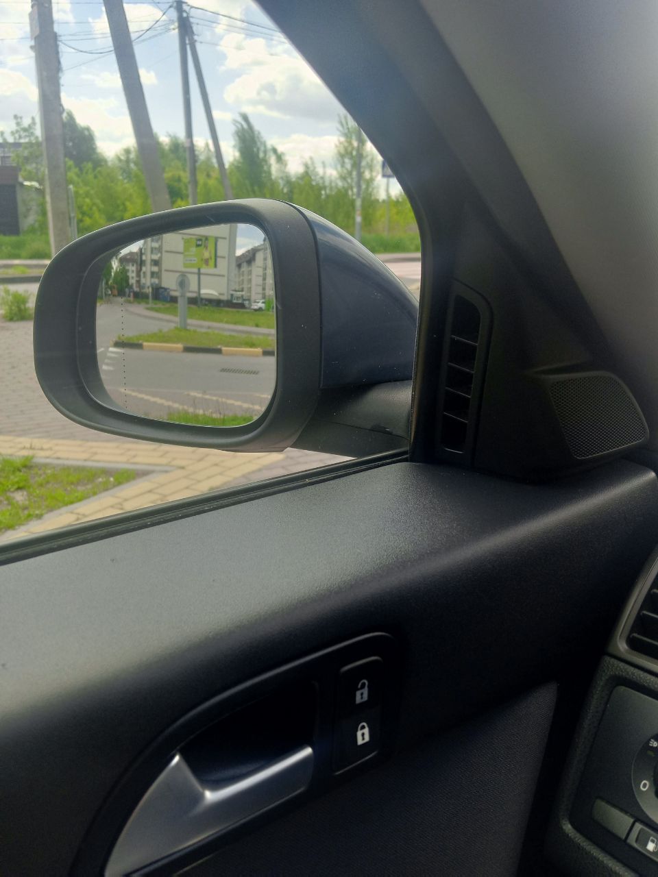 Volvo S40 - фото 10