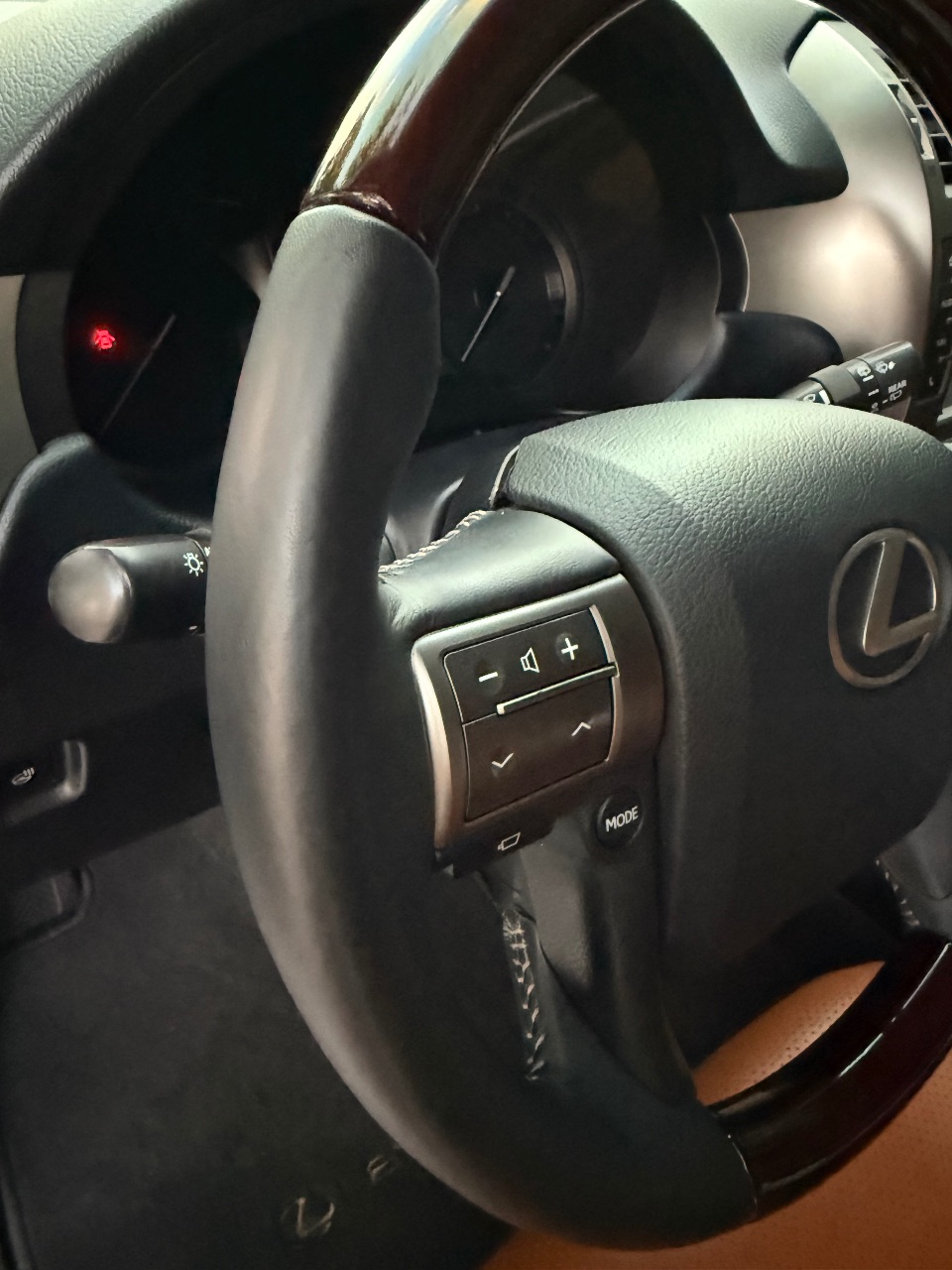 Lexus GX - фото 8