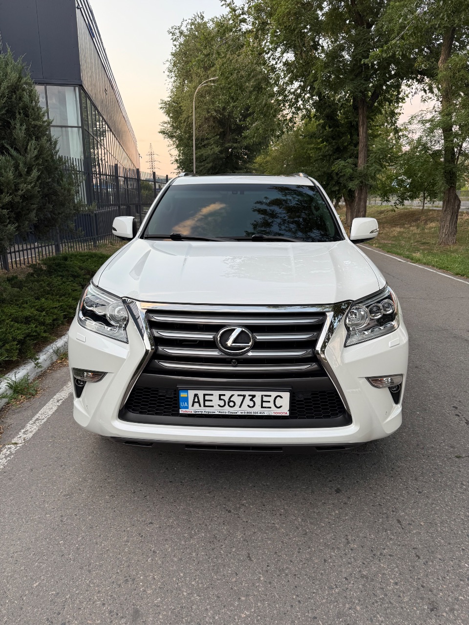 Lexus GX - фото 1