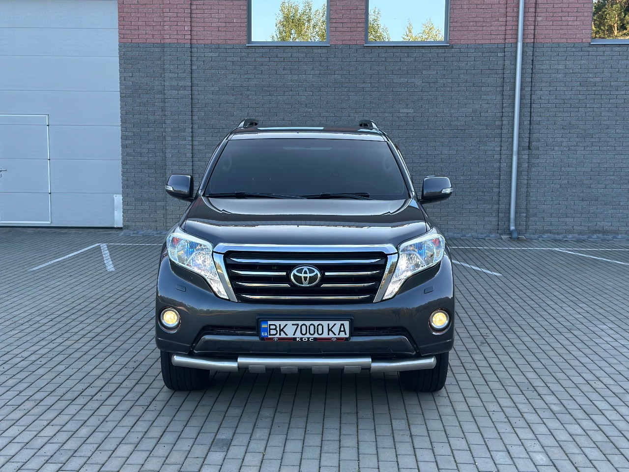 Toyota Land Cruiser Prado - фото 3