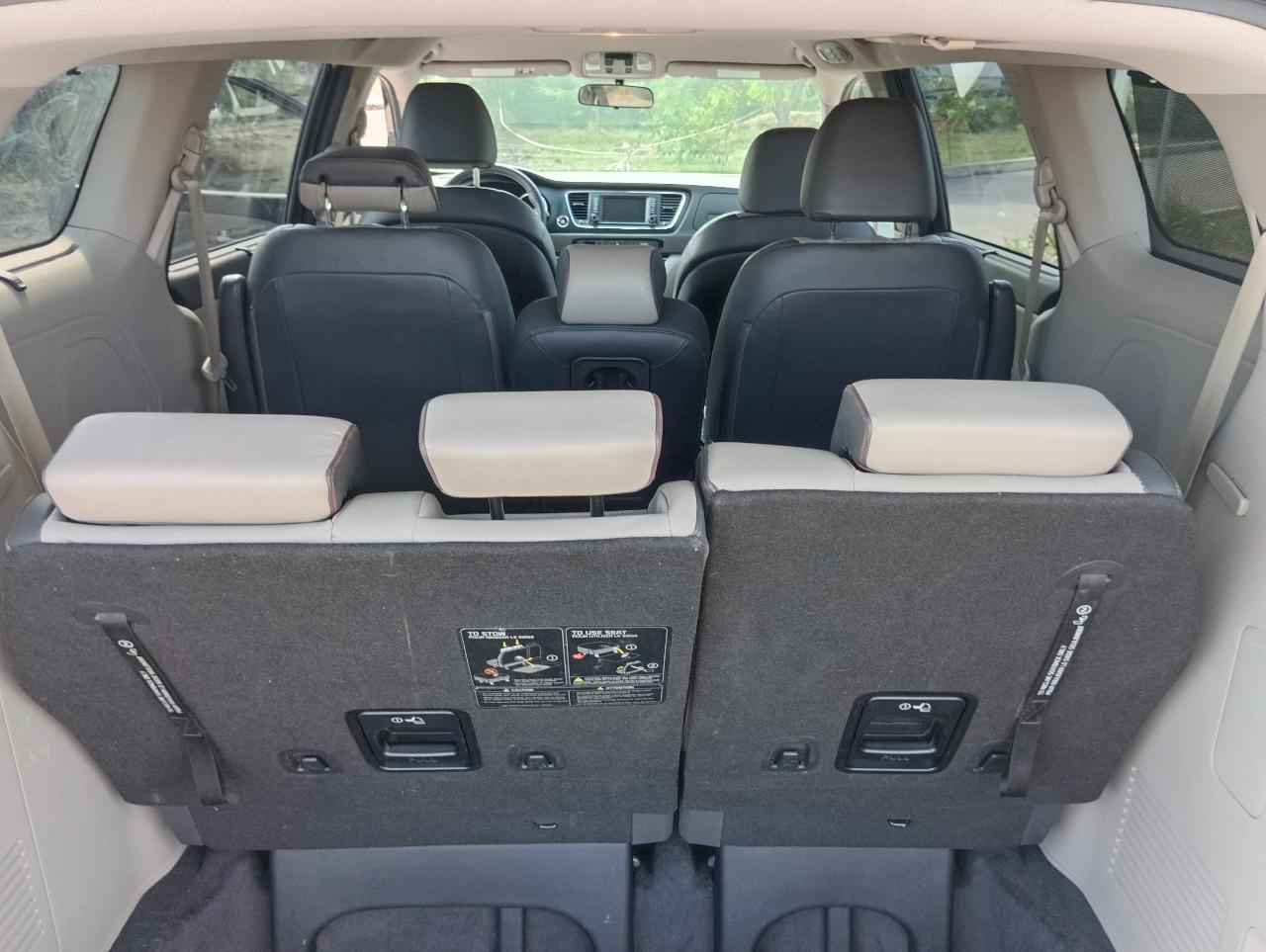 Kia Sedona - фото 17