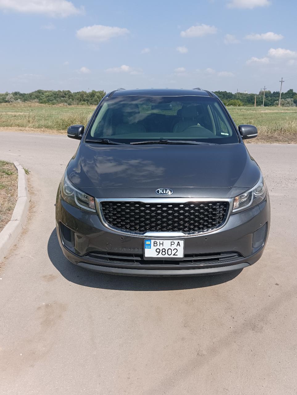 Kia Sedona - фото 4