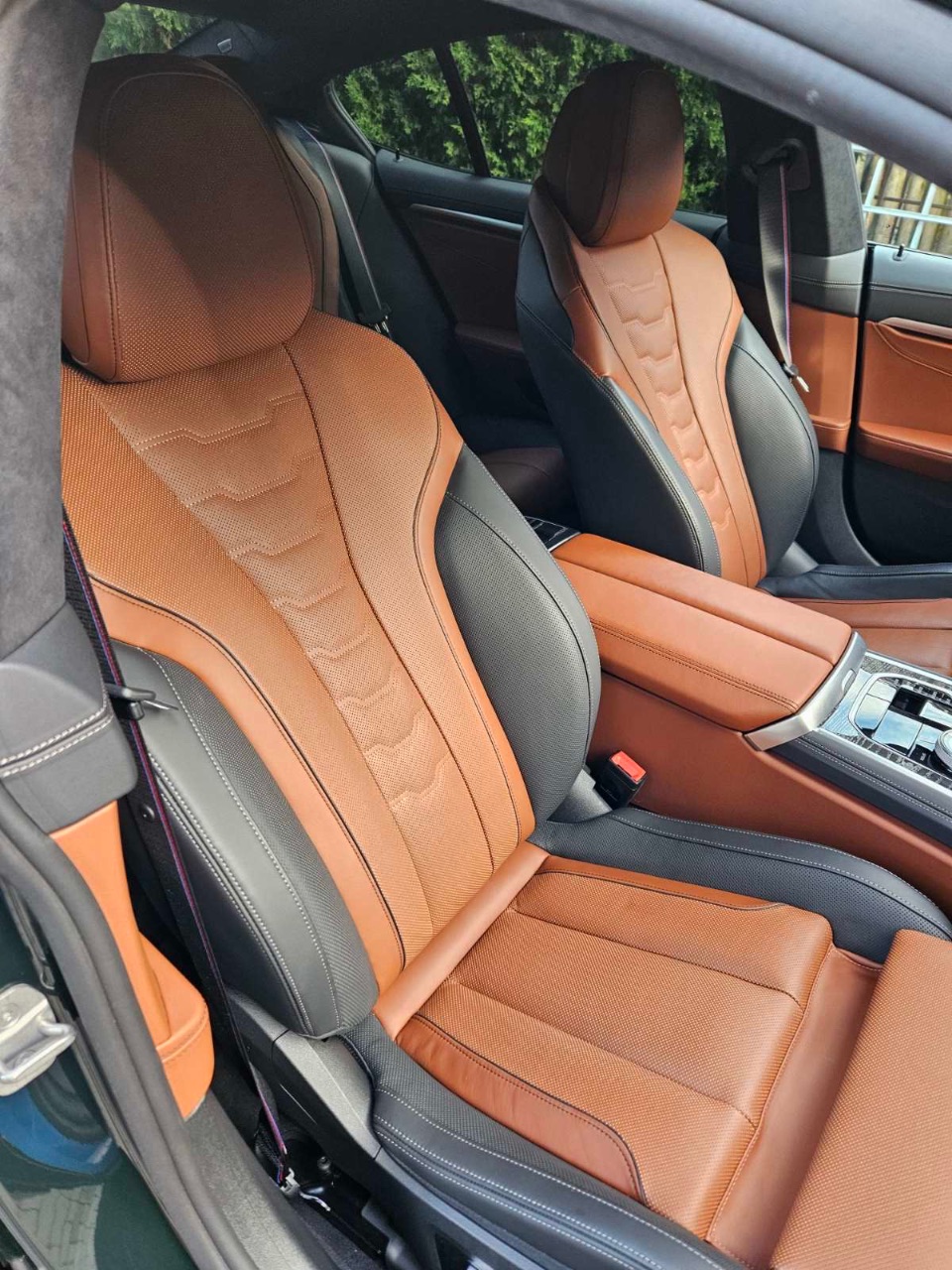 BMW 8 серії - фото 8