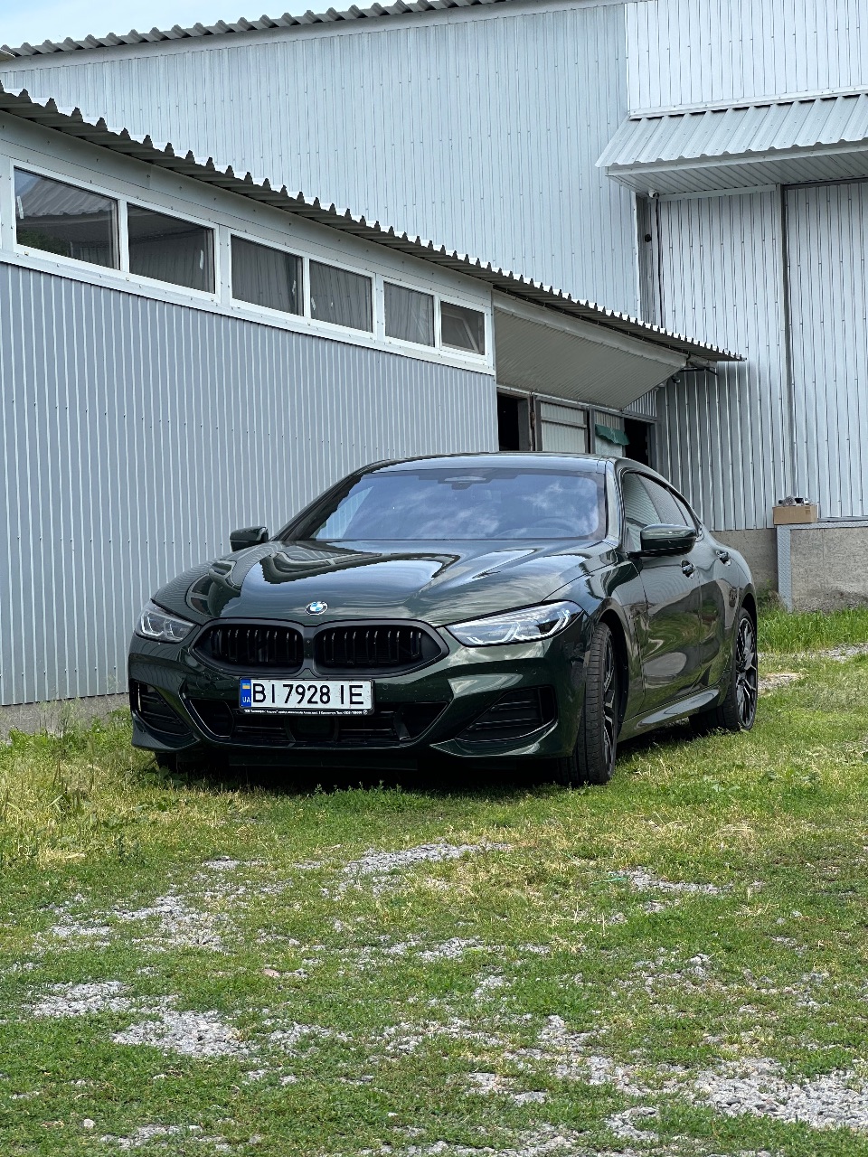 BMW 8 серії - фото 2