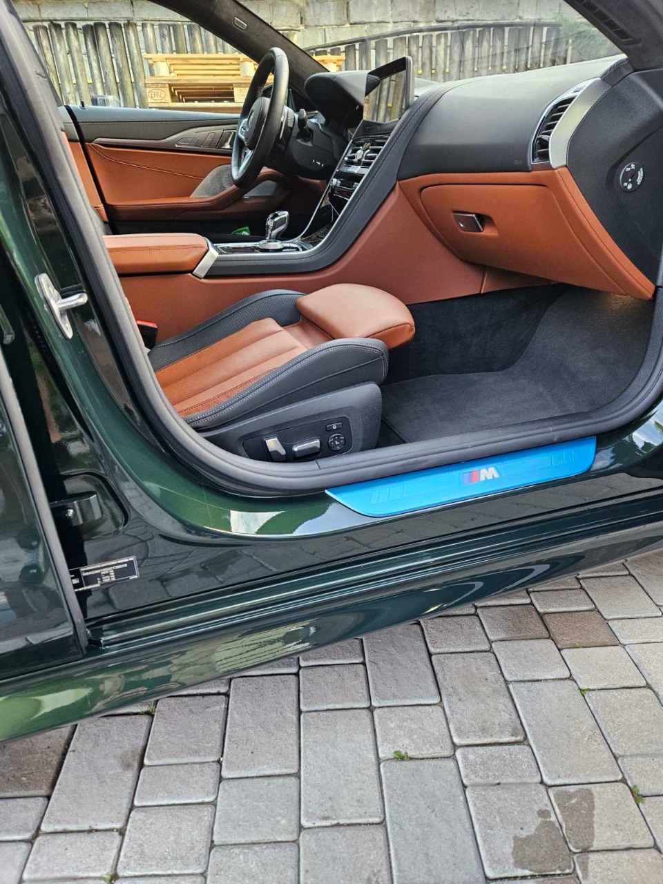 BMW 8 серії - фото 10