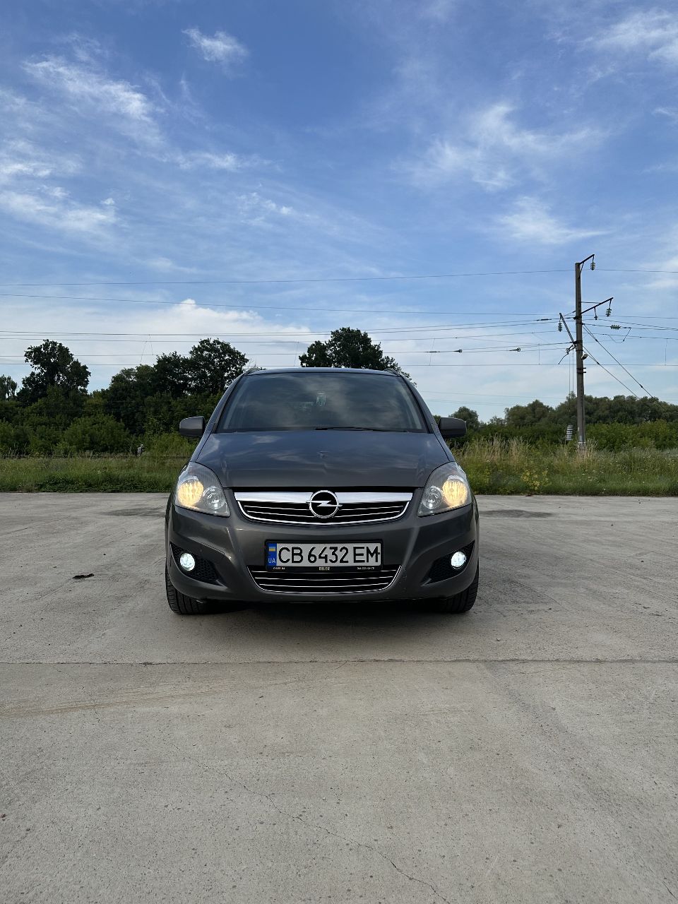 Opel Zafira - фото 11