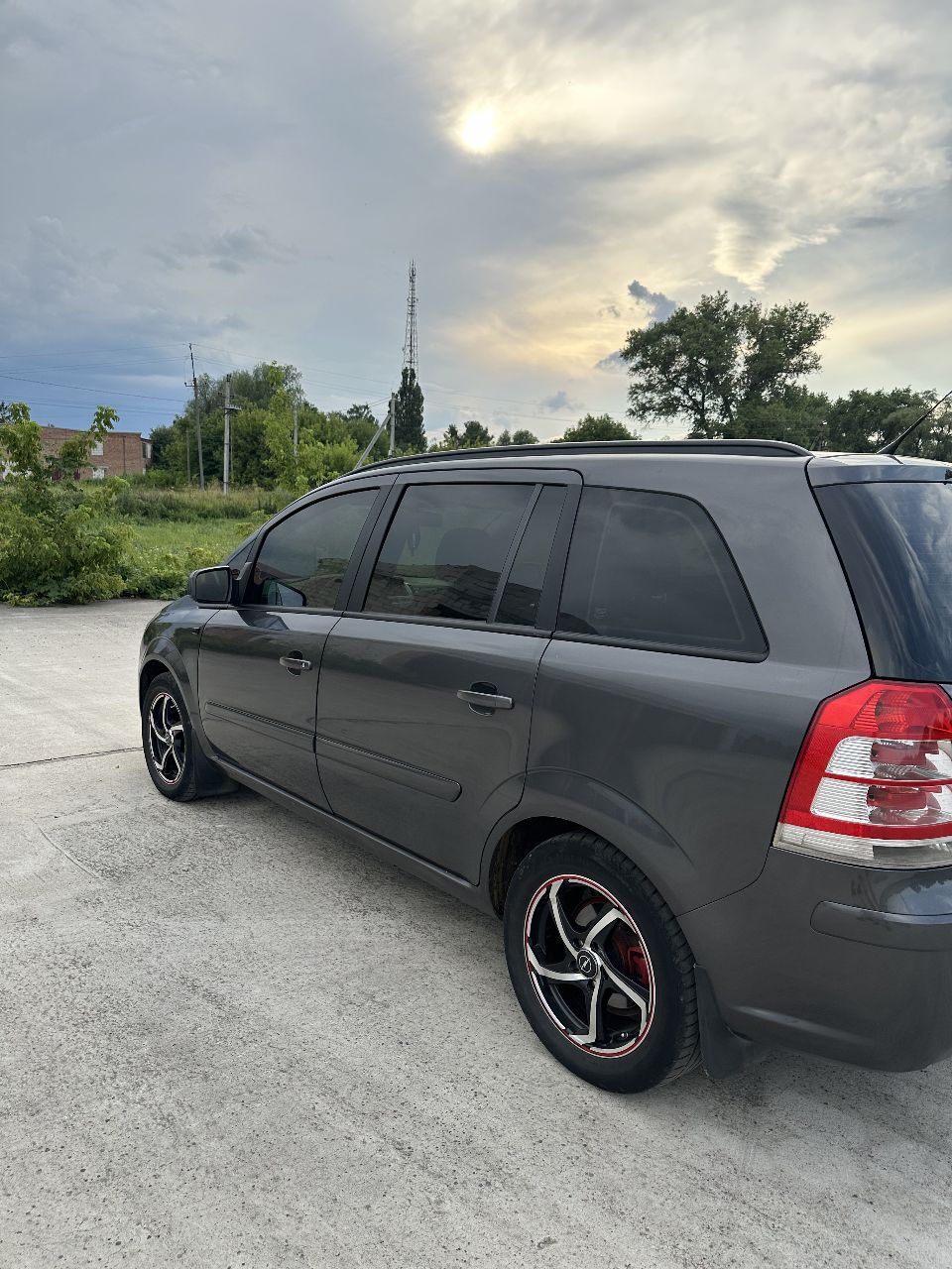 Opel Zafira - фото 6