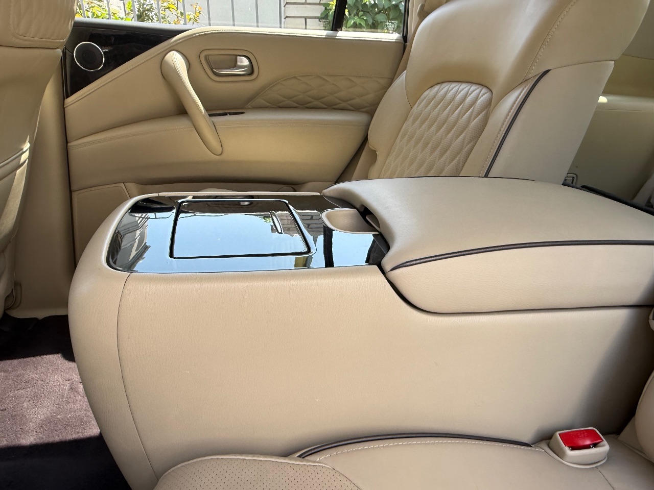 Infiniti QX80 - фото 4