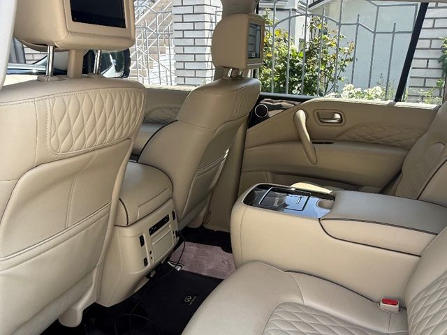 Infiniti QX80 - фото 5