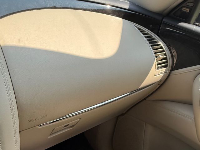 Infiniti QX80 - фото 2