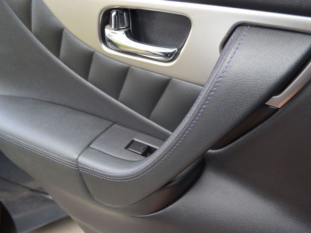 Infiniti QX70 - фото 5