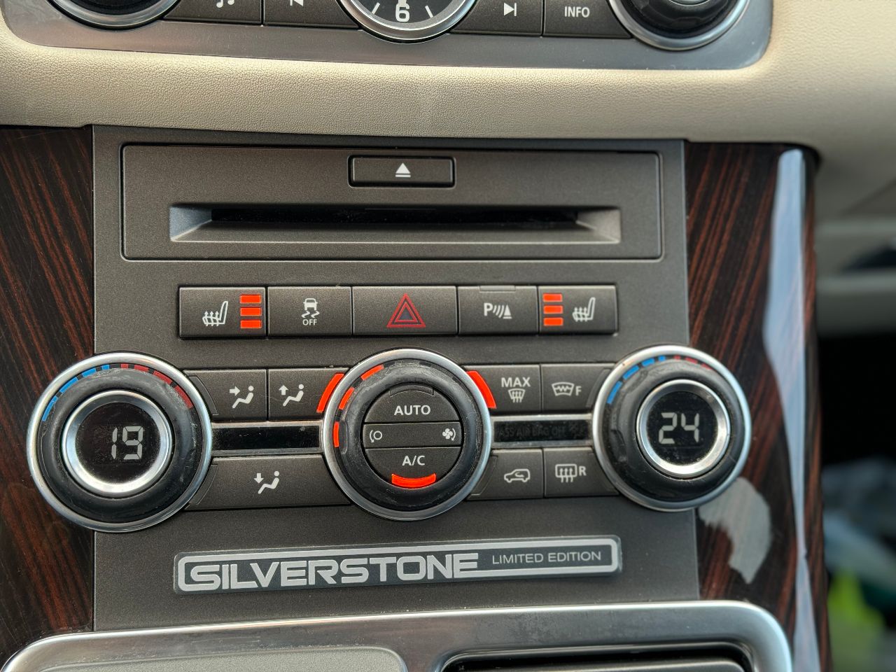 Land Rover Range Rover Sport - фото 22