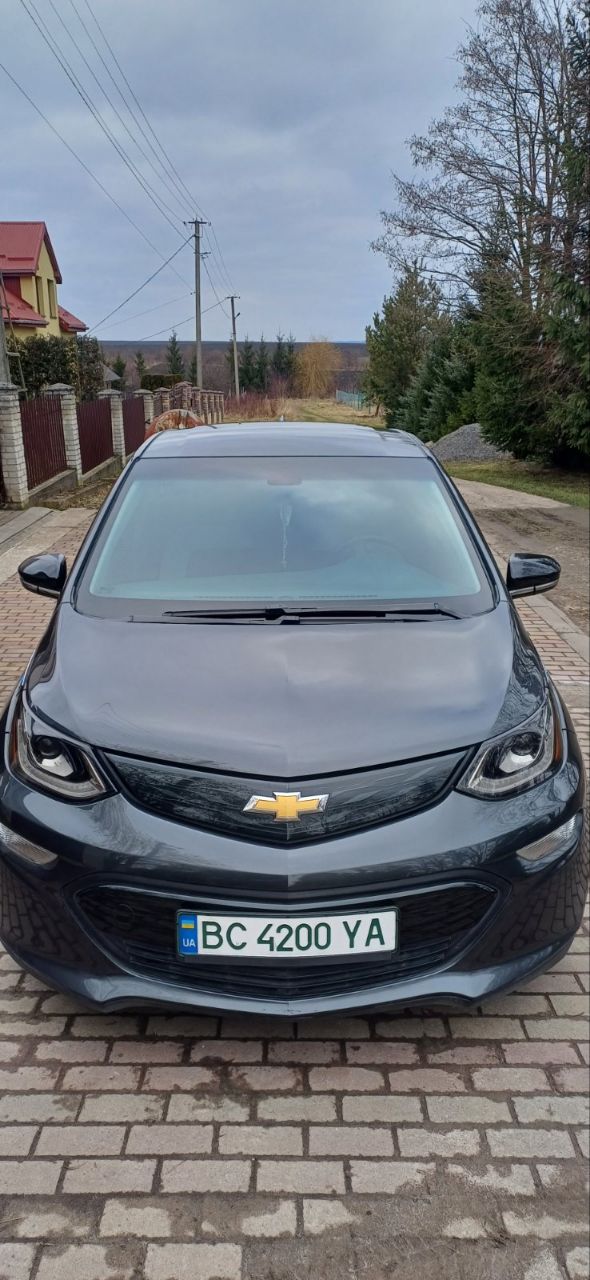Chevrolet Bolt - фото 1