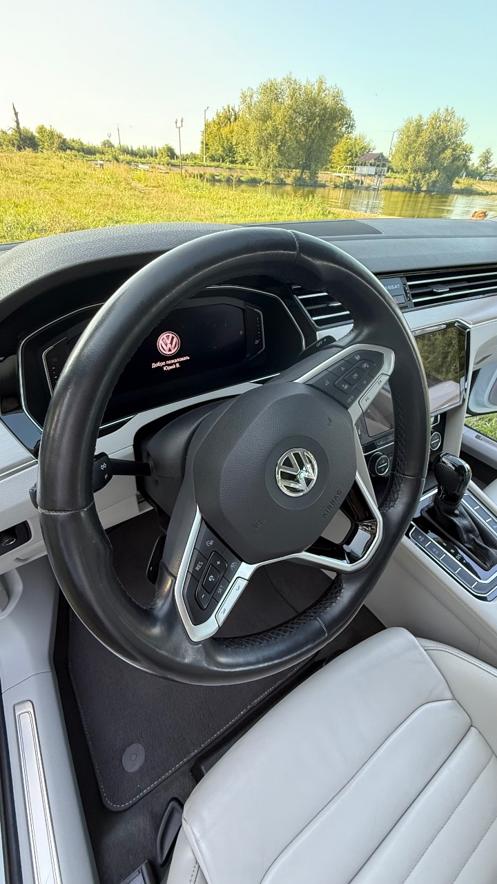 Volkswagen Passat - фото 15