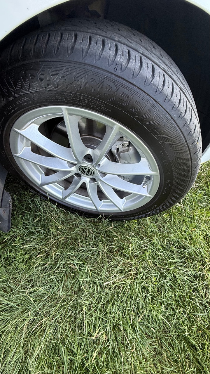 Volkswagen Passat - фото 18