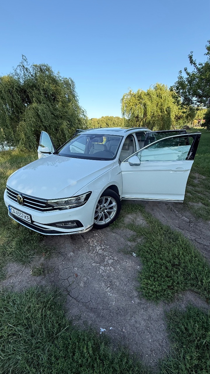 Volkswagen Passat - фото 24