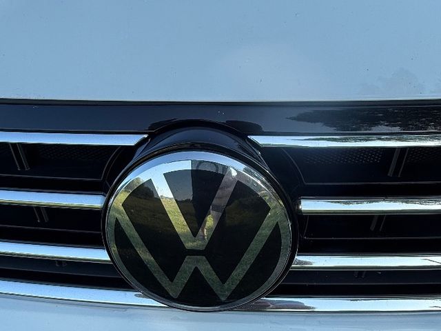 Volkswagen Passat - фото 4