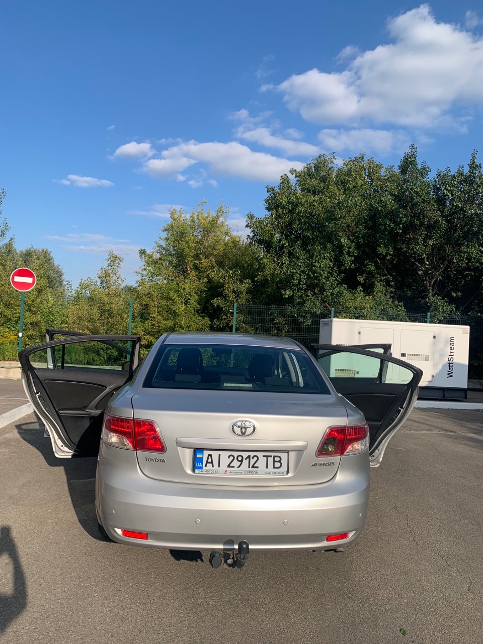 Toyota Avensis - фото 18