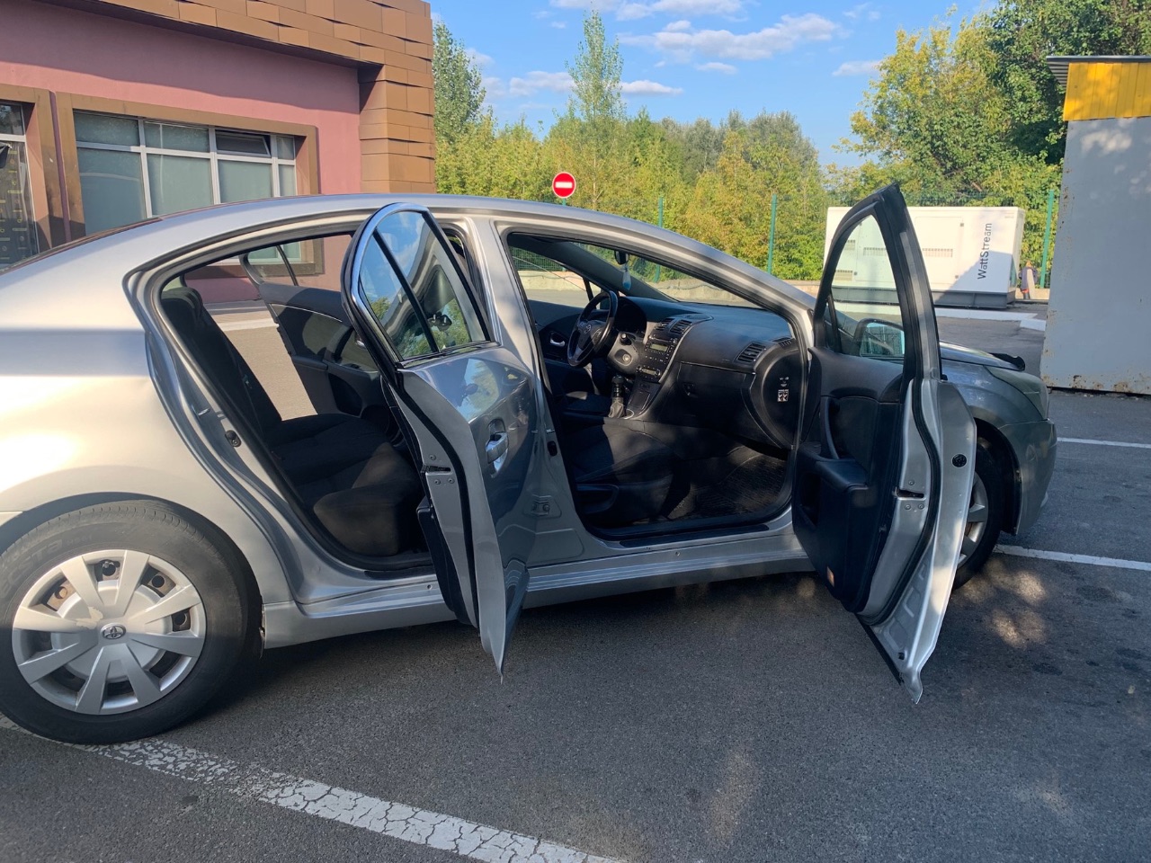 Toyota Avensis - фото 32