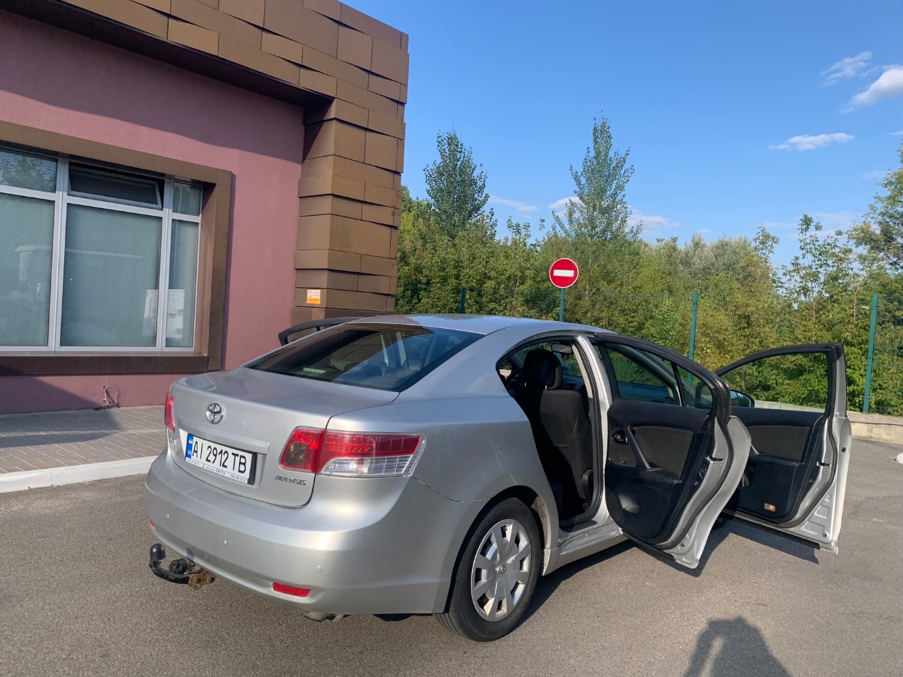 Toyota Avensis - фото 17