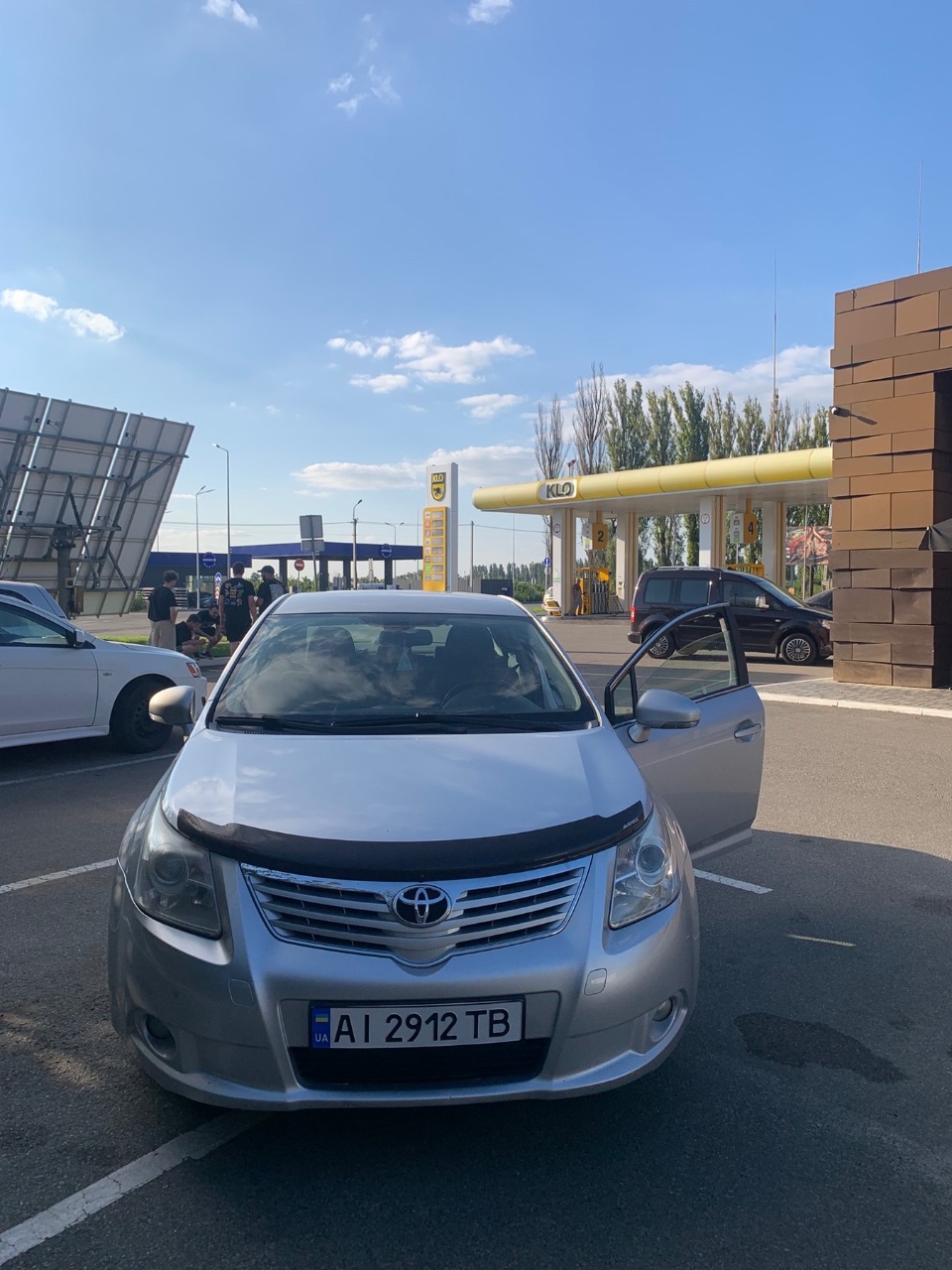 Toyota Avensis - фото 11