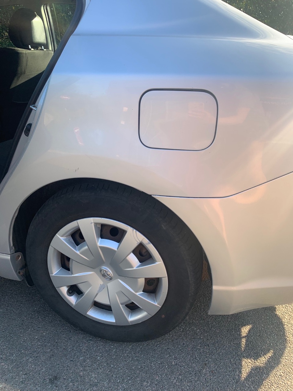 Toyota Avensis - фото 10