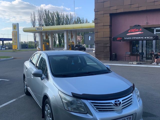 Toyota Avensis - зображення 1