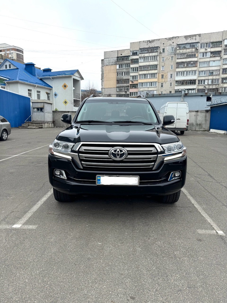 Toyota Land Cruiser - фото 1