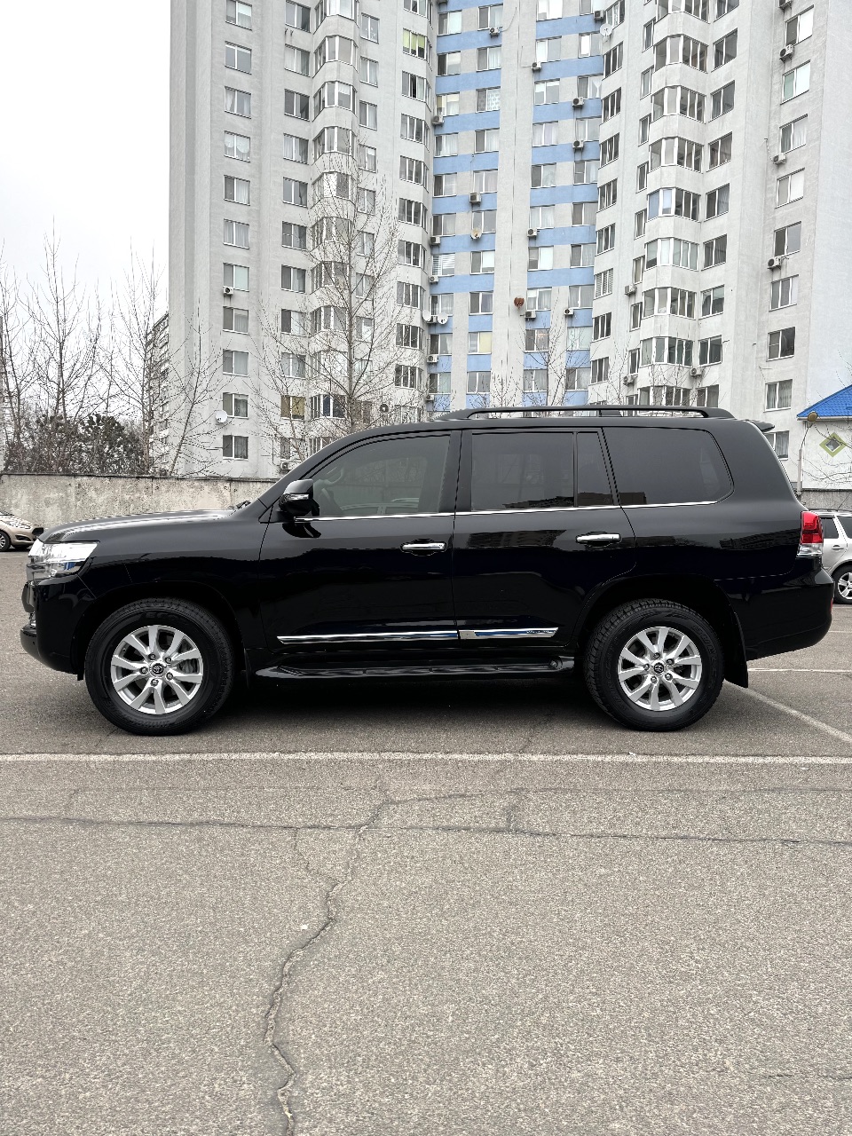 Toyota Land Cruiser - фото 3