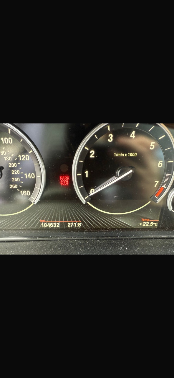 BMW X5 - фото 11