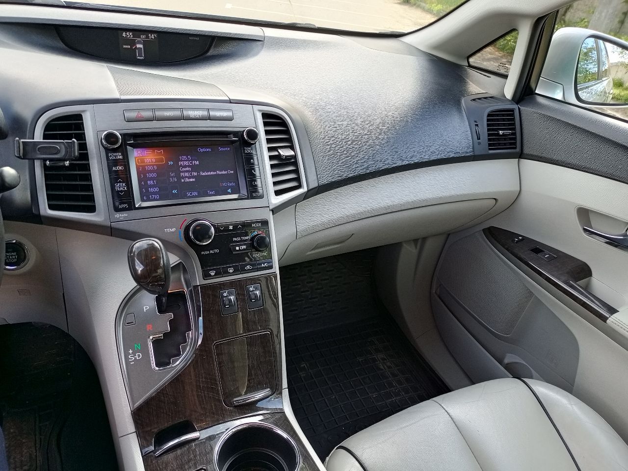 Toyota Venza - фото 15