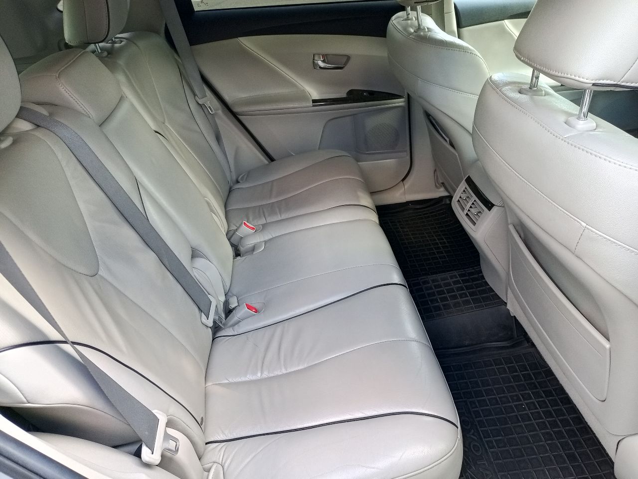 Toyota Venza - фото 19