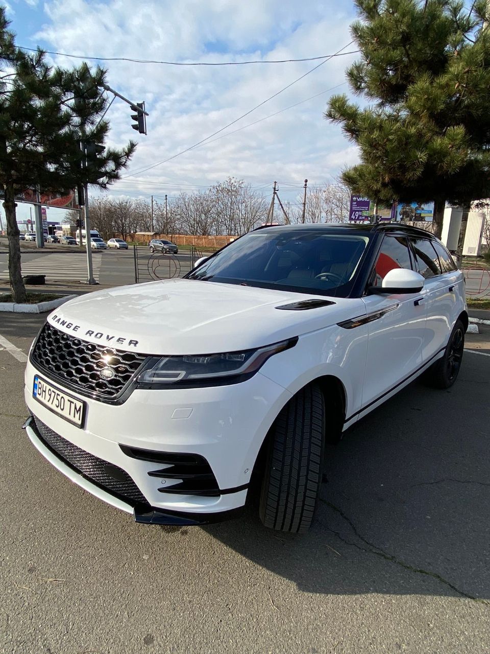 Land Rover Range Rover Velar - фото 1