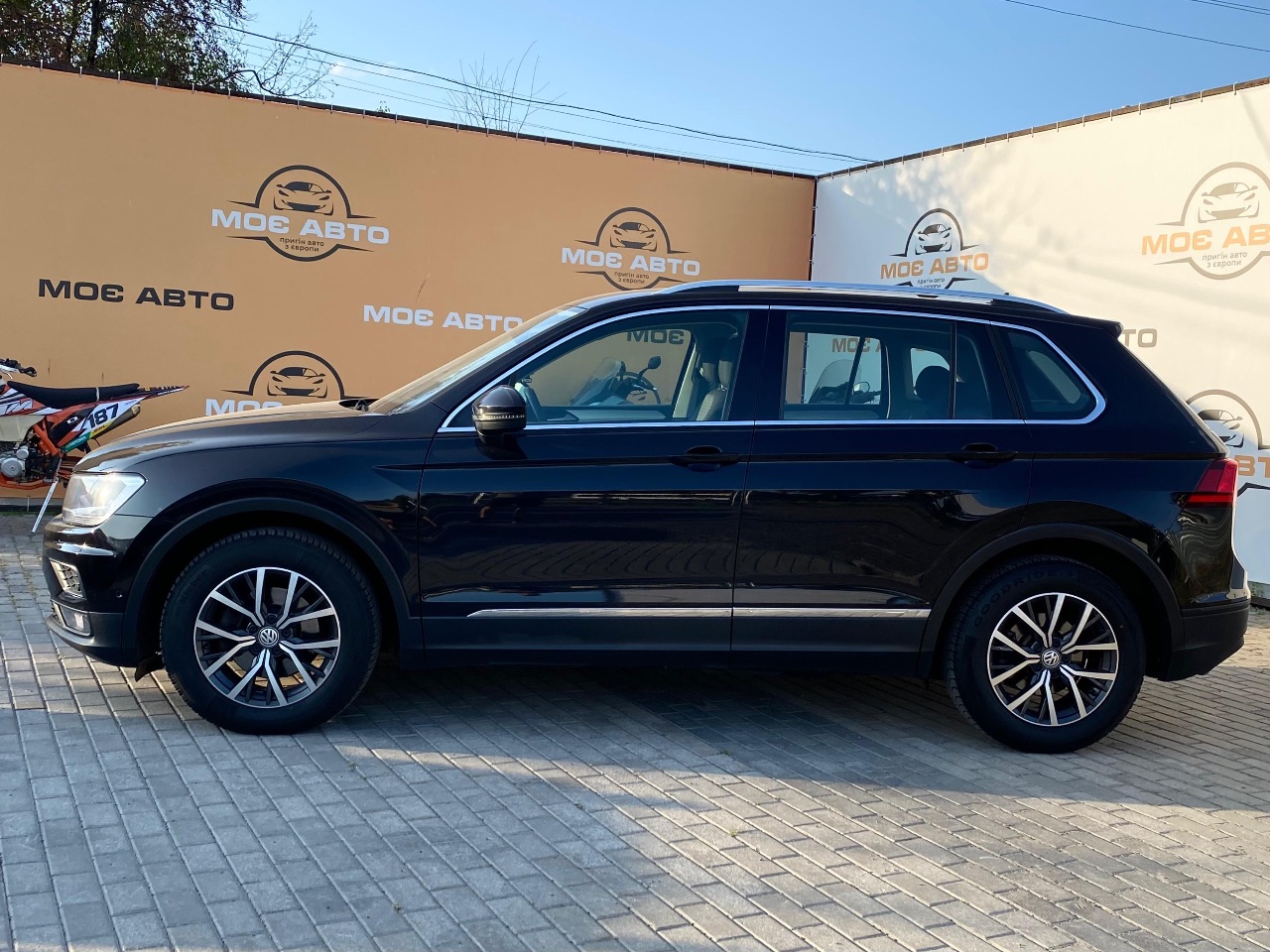 Volkswagen Tiguan - фото 7