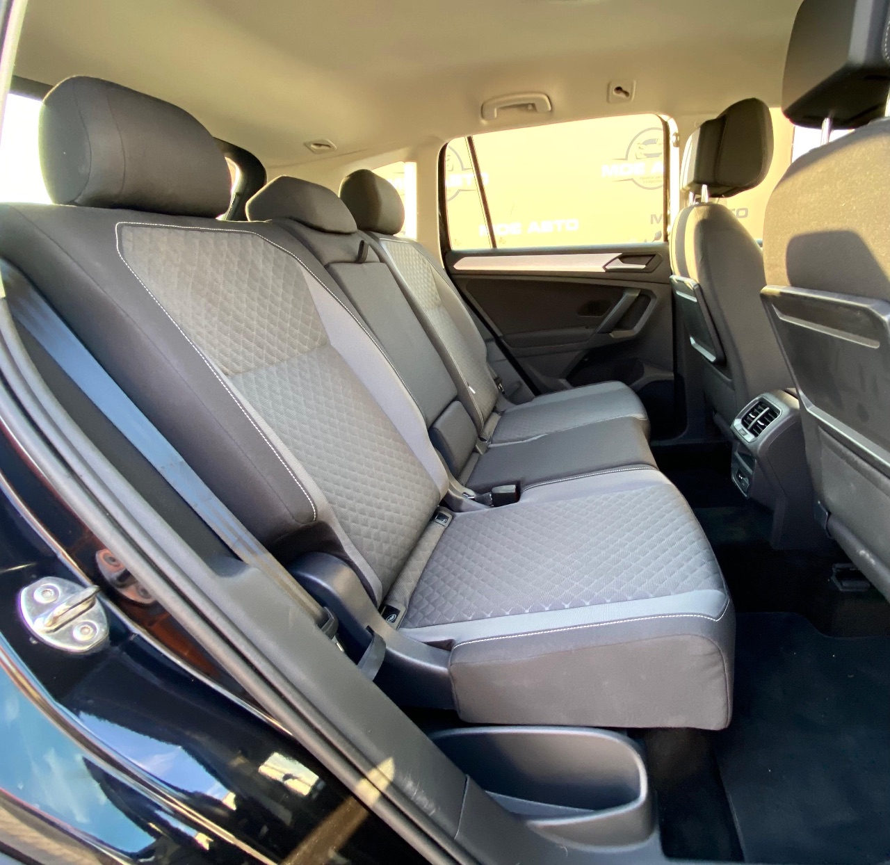 Volkswagen Tiguan - фото 18