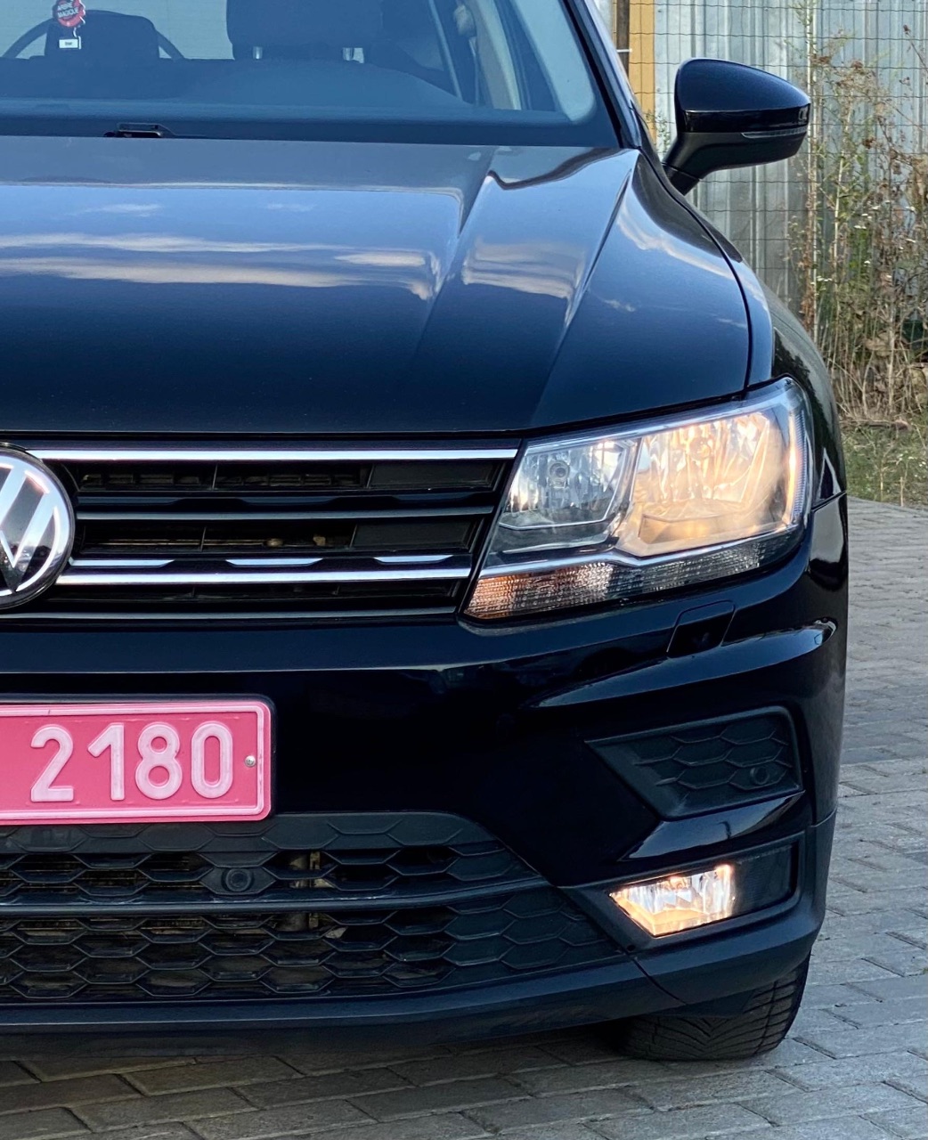 Volkswagen Tiguan - фото 4