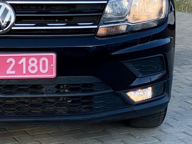 Volkswagen Tiguan - фото 4