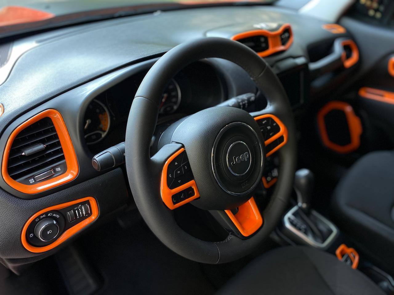 Jeep Renegade - фото 6