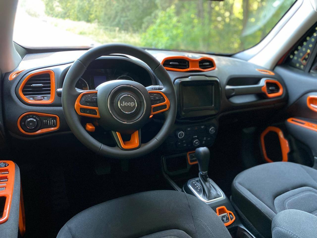 Jeep Renegade - фото 7