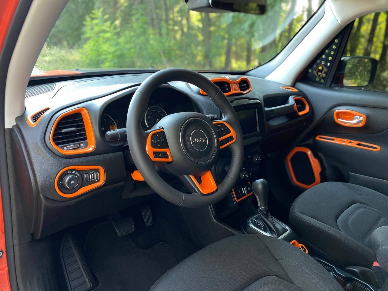 Jeep Renegade - фото 5