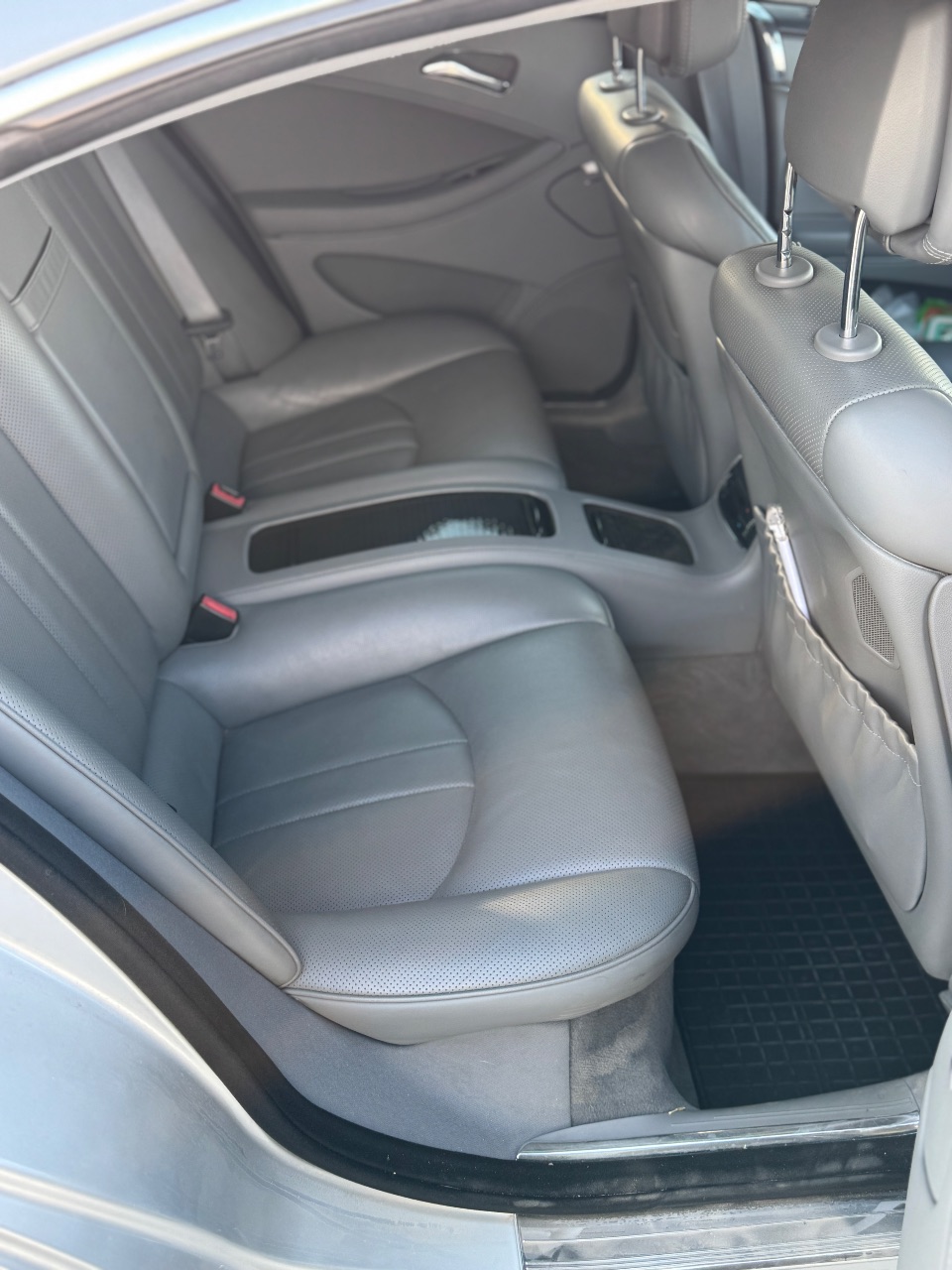 Mercedes-Benz CLS - фото 12