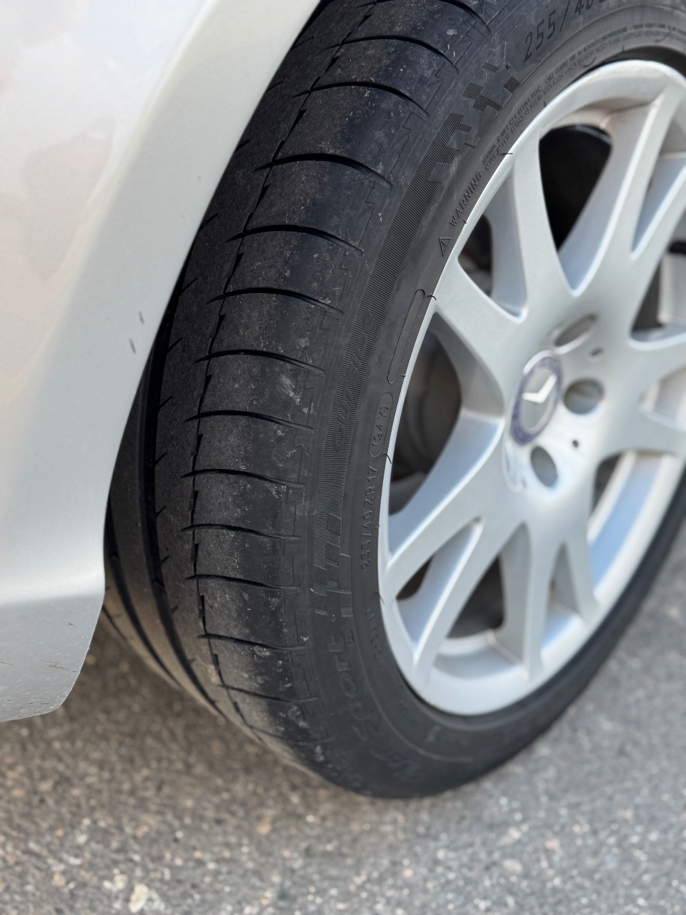 Mercedes-Benz CLS - фото 18