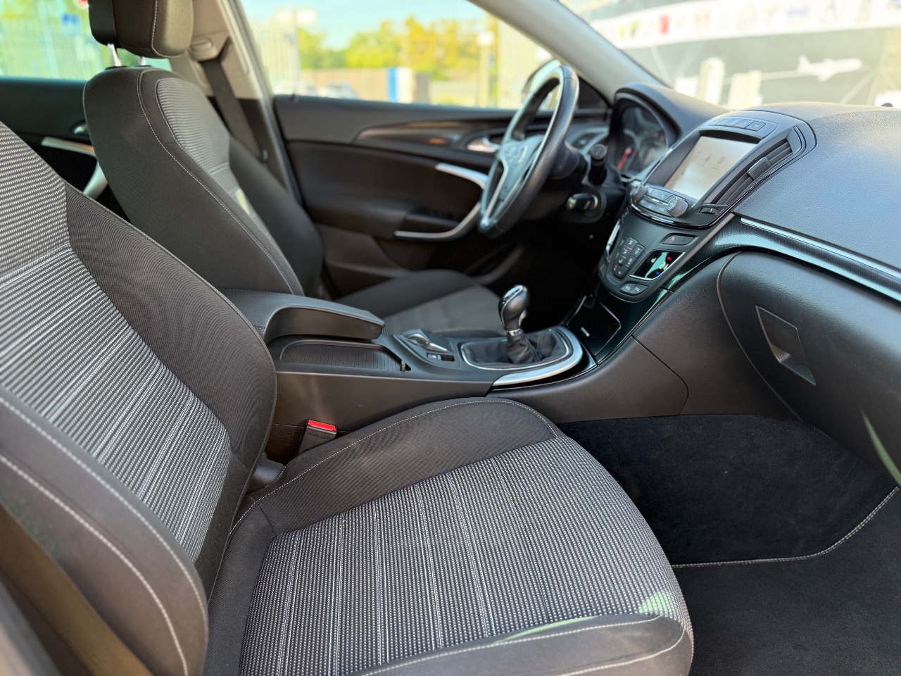 Opel Insignia - фото 7