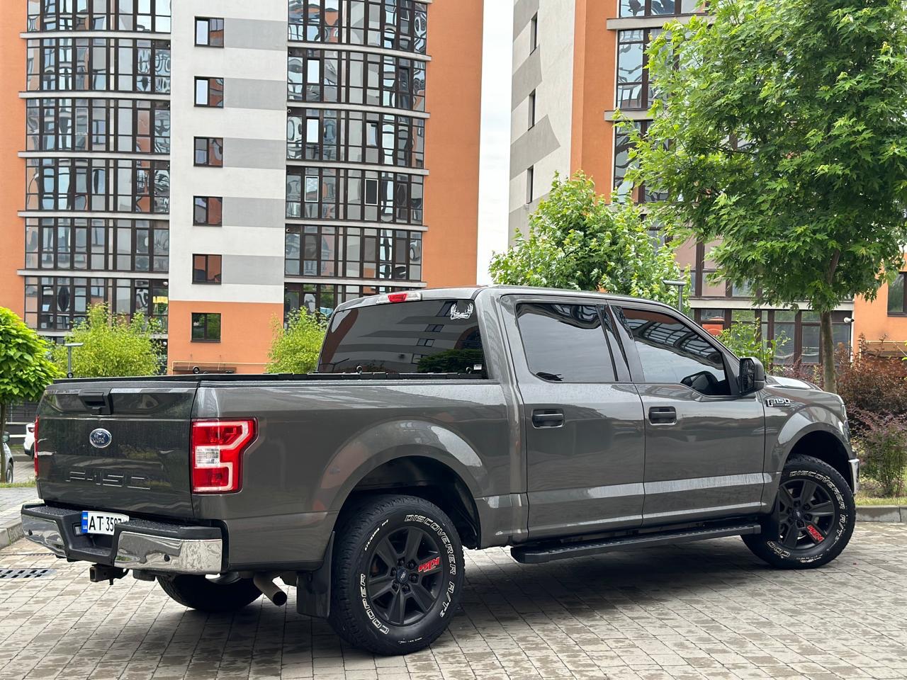 Ford F-150 - фото 2