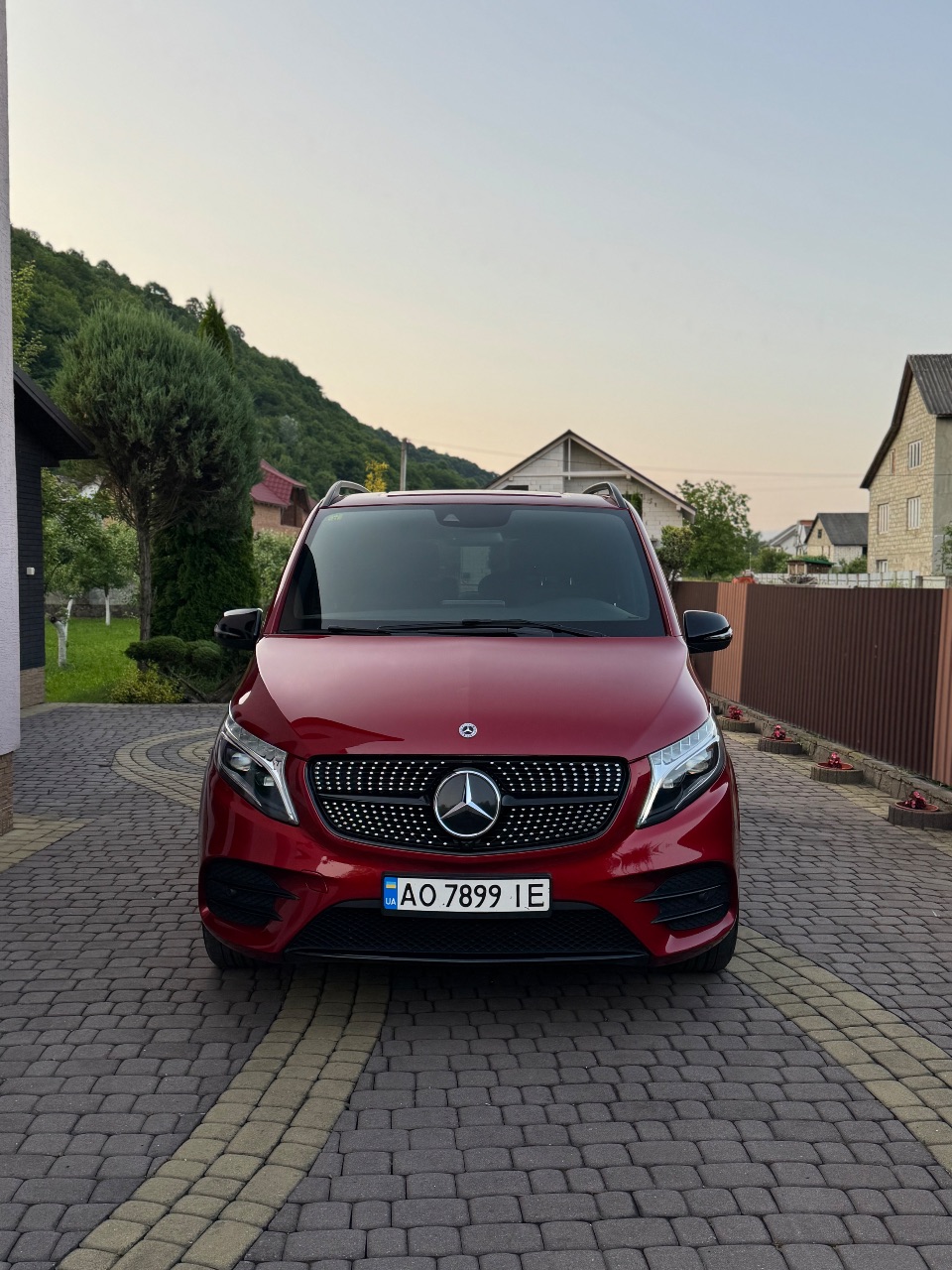 Mercedes-Benz V-Класс - фото 1