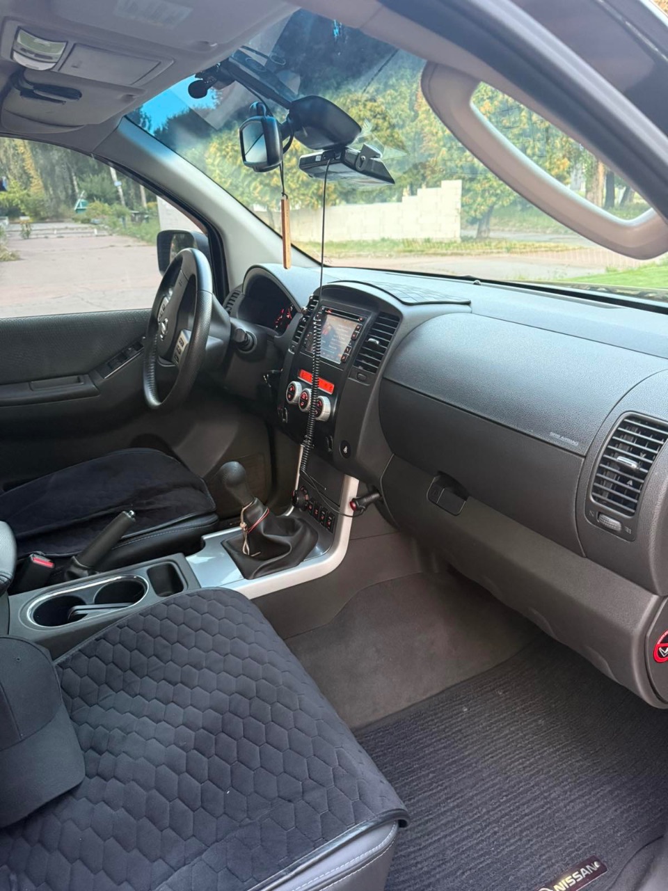 Nissan Pathfinder - фото 16