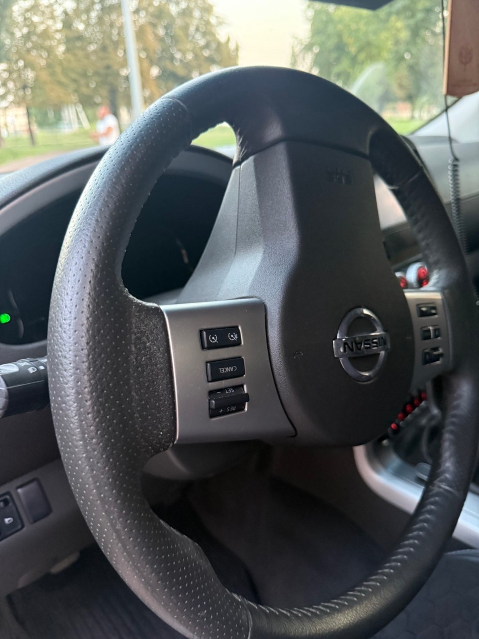 Nissan Pathfinder - фото 14