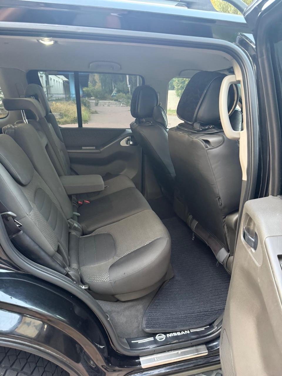 Nissan Pathfinder - фото 12