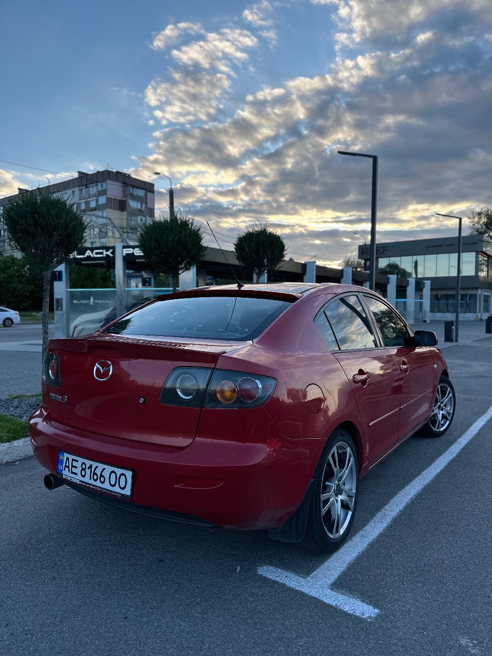 Mazda 3 - фото 8