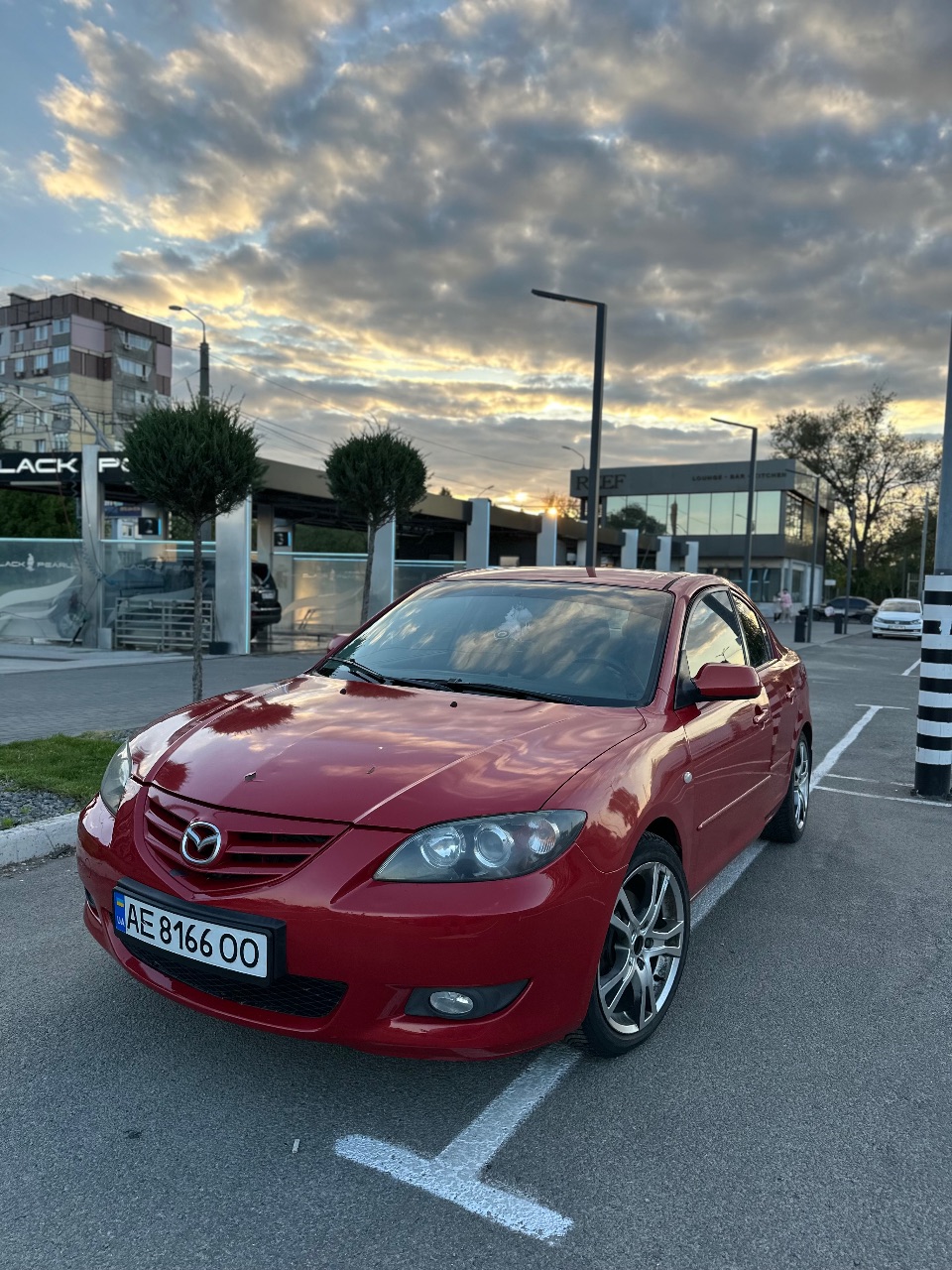 Mazda 3 - фото 1